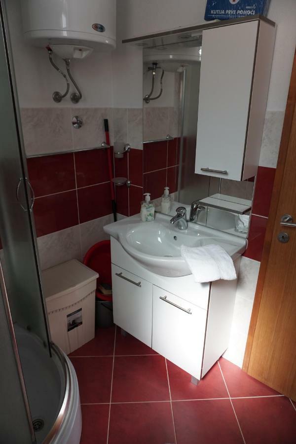 Apartments 4 Me Трогір Екстер'єр фото